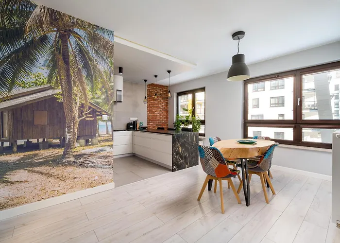 Metro Plocka Urban Oasis By Bookinghost