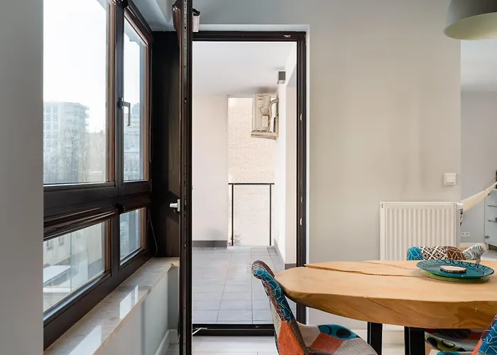 Metro Plocka Urban Oasis By Bookinghost * Varsóvia