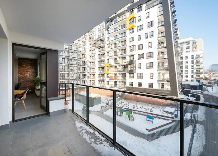 Metro Plocka Urban Oasis By Bookinghost * Warsaw