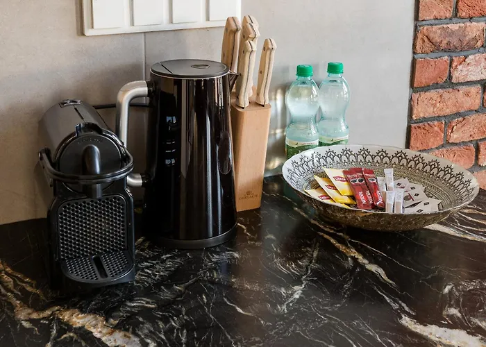 Metro Plocka Urban Oasis By Bookinghost Apartmán